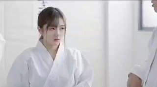花高价约炮极品白衣服美女让他穿上情趣内衣做爱